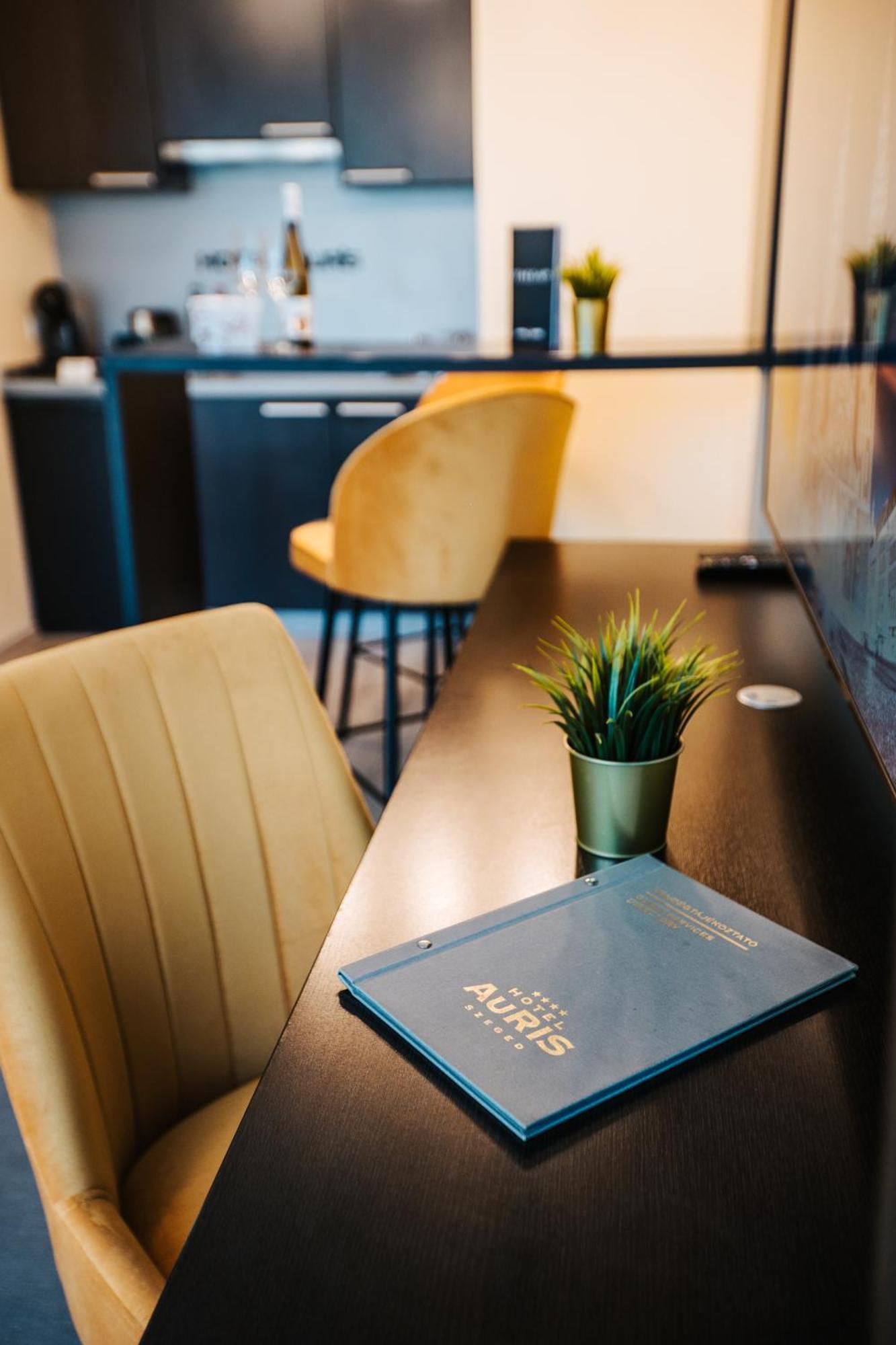 Hotel Auris セゲド 部屋 写真