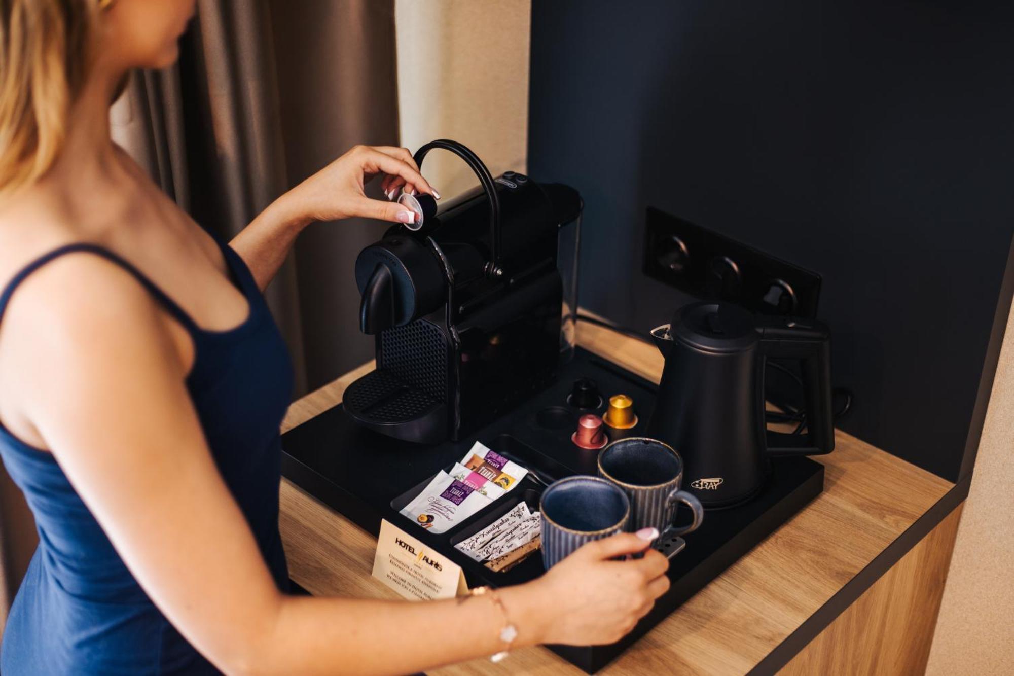 Hotel Auris セゲド エクステリア 写真