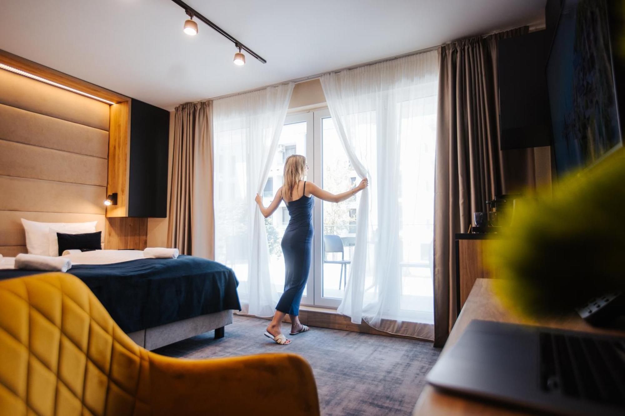Hotel Auris セゲド エクステリア 写真