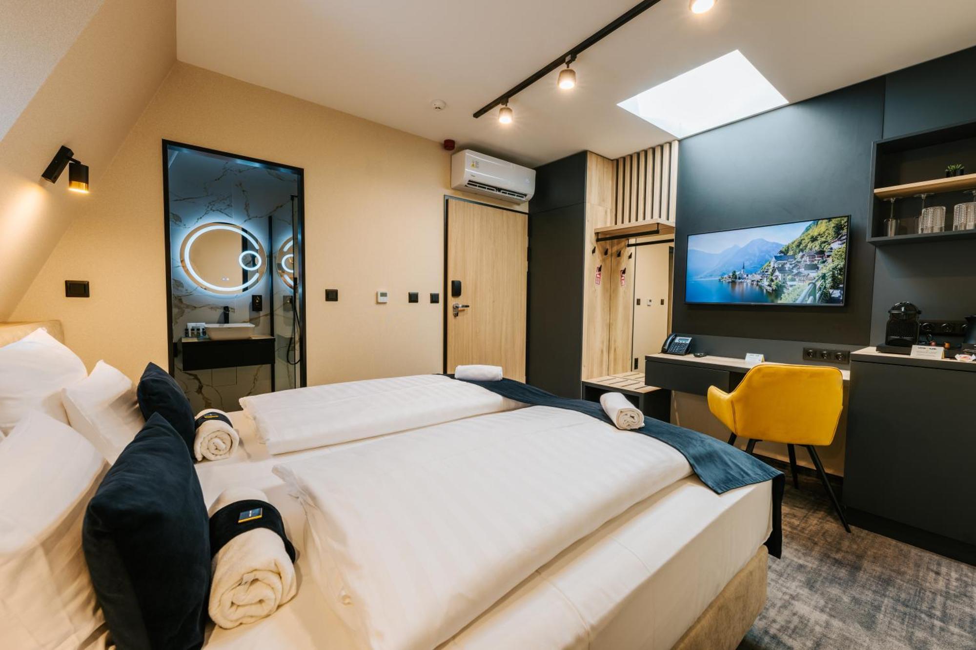 Hotel Auris セゲド エクステリア 写真