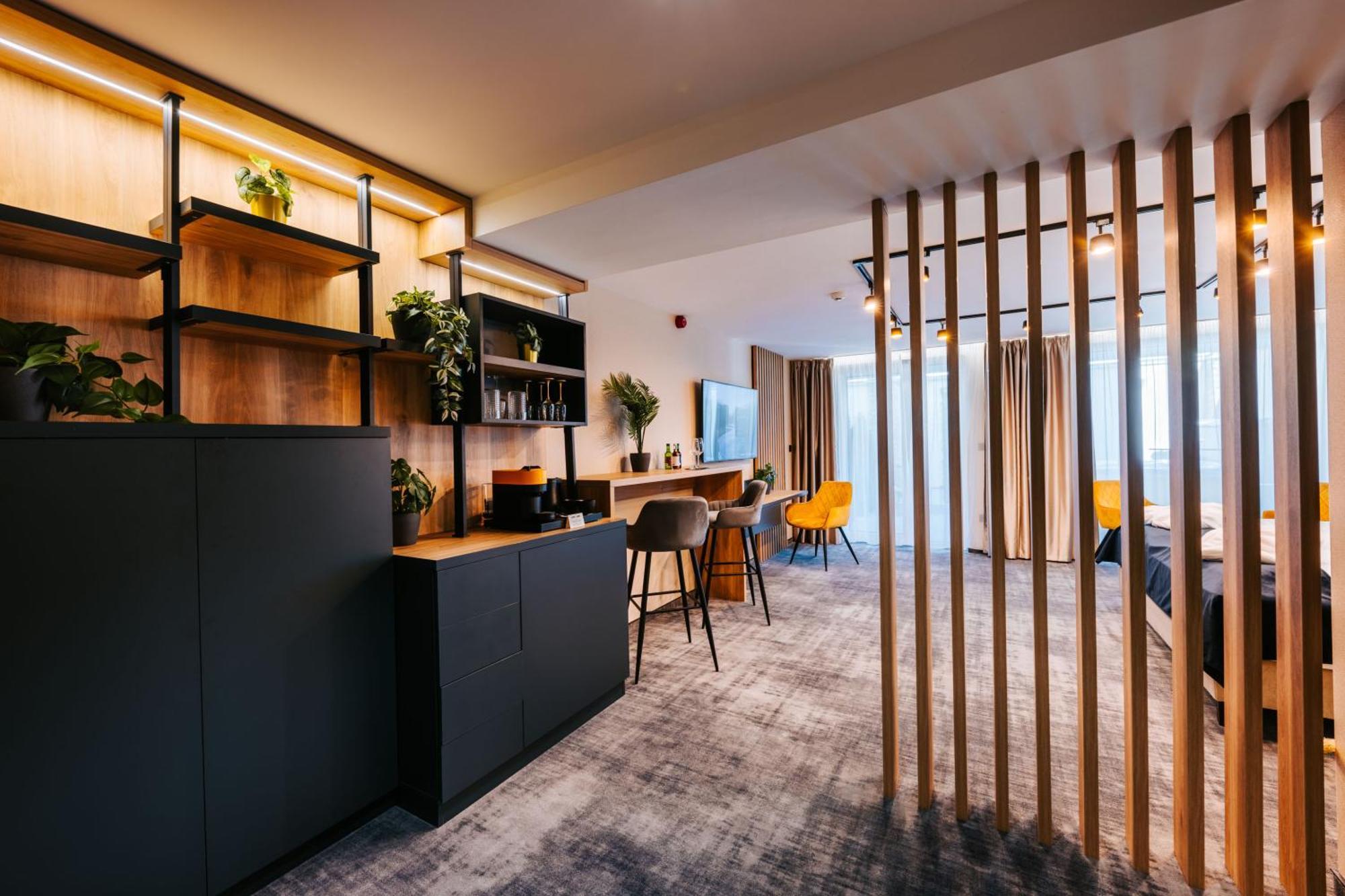 Hotel Auris セゲド エクステリア 写真