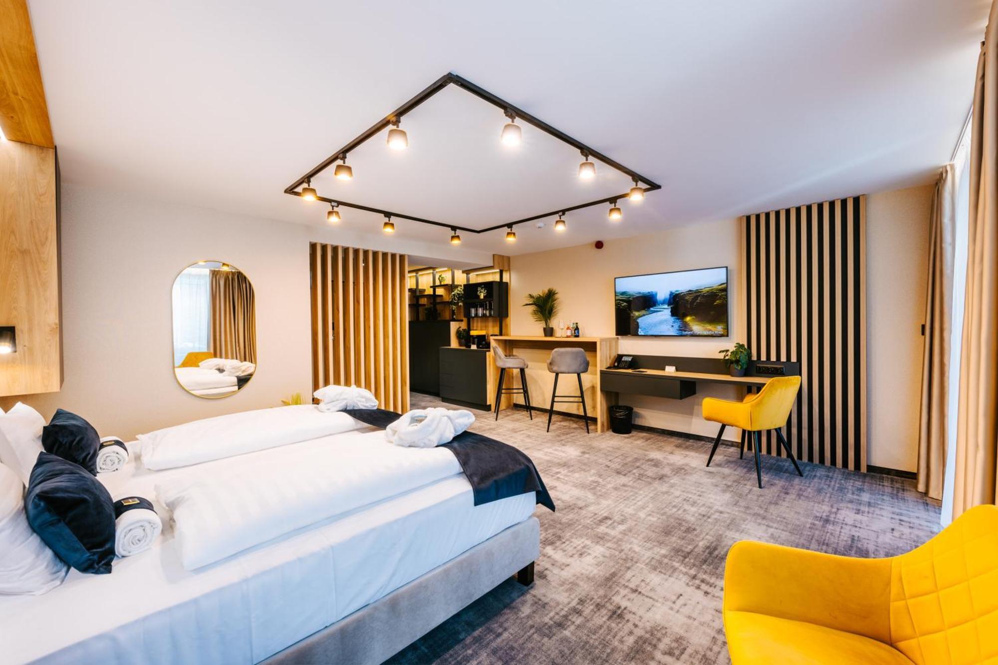 Hotel Auris セゲド エクステリア 写真